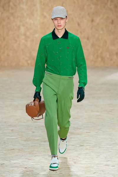 Look 12